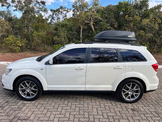 FIAT FREEMONT 2.4 PRECISION 16V GASOLINA 4P AUTOMÁTICO